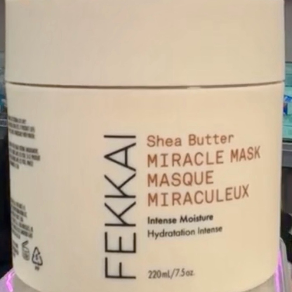 FEKKAI Shea Butter Miracle Mask - Intense Moisture (Cream White)